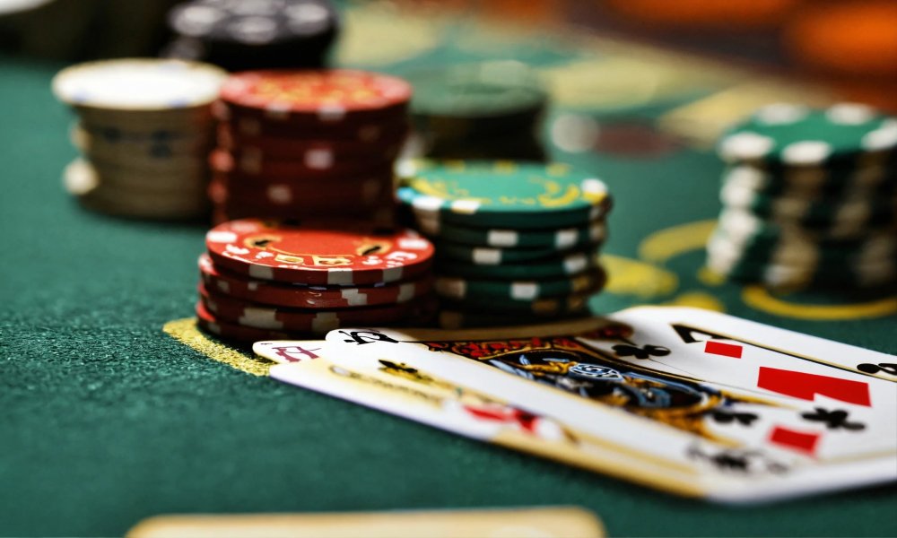 short deck holdem (1).jpg